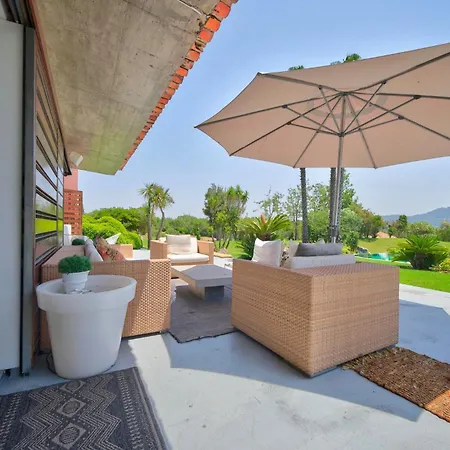 Villa Scenic *