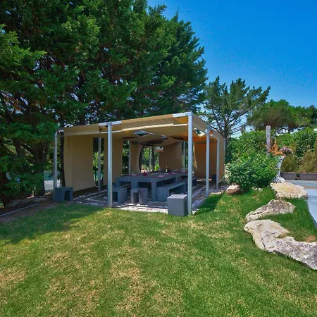 Villa Scenic